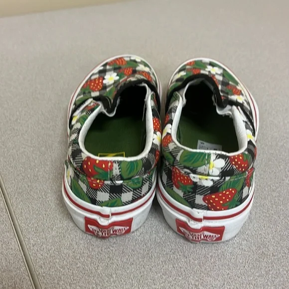 Girls tennis shoes - Picture 3 of 3